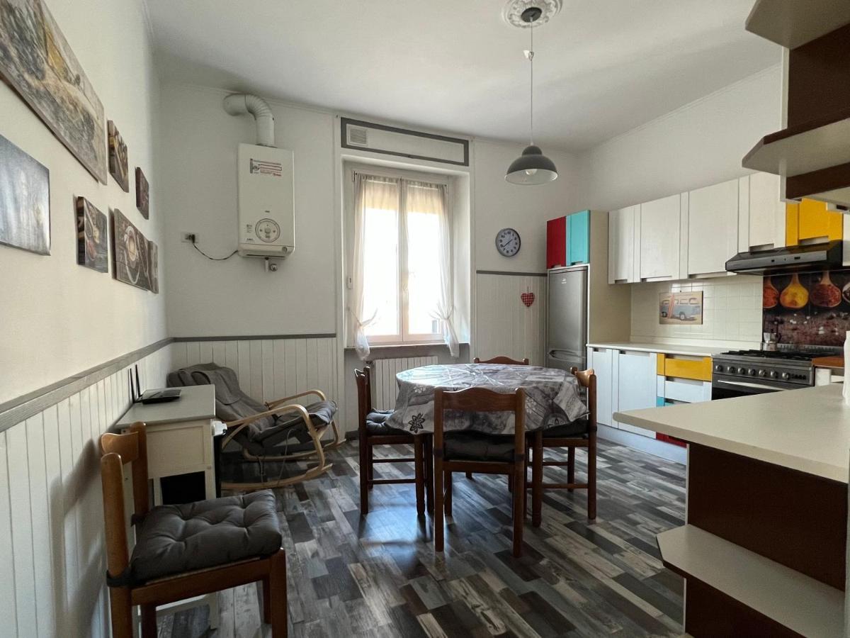 Ferienwohnung Il Ritrovo, Luminoso Trilocale In Citta Bergamo Exterior foto